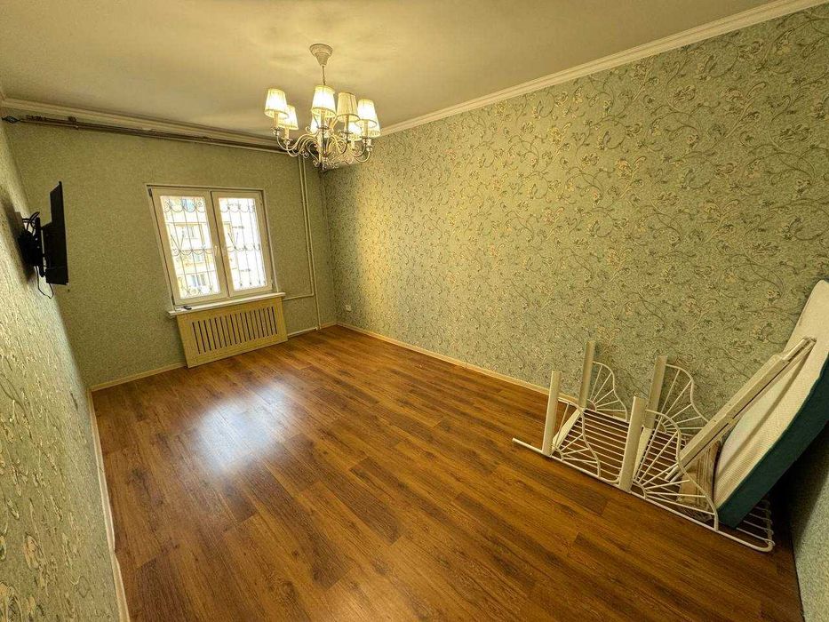 Продаётся просторная 4-комнатная квартира в Мирабадском районе.