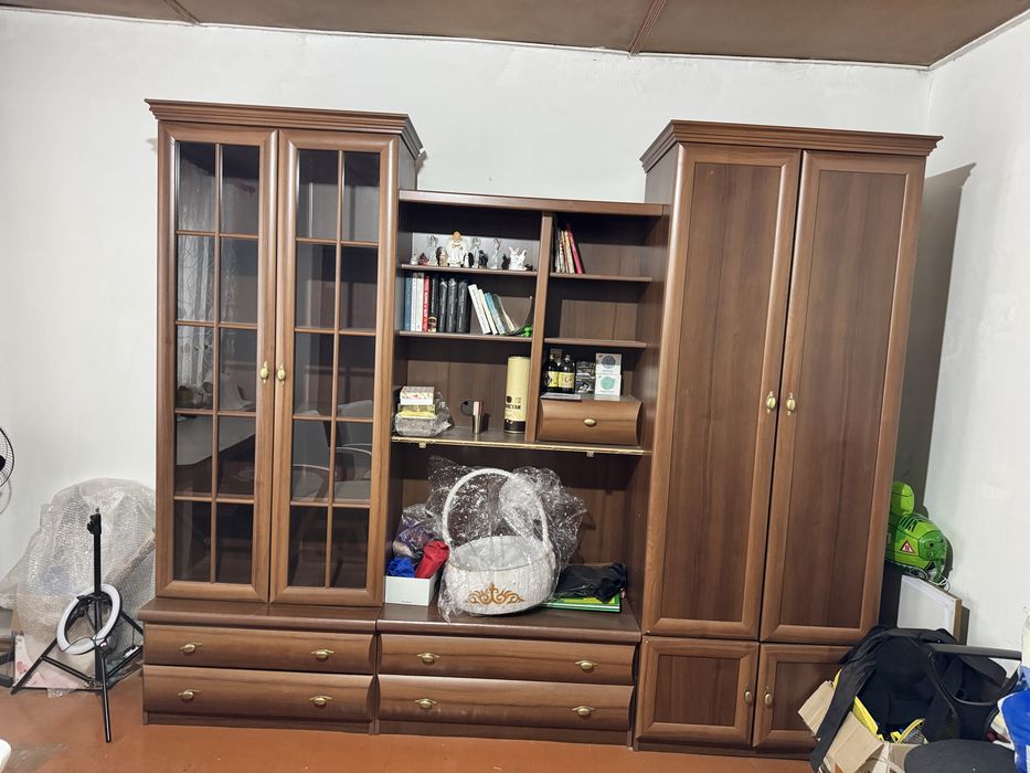 Продам горку сервант