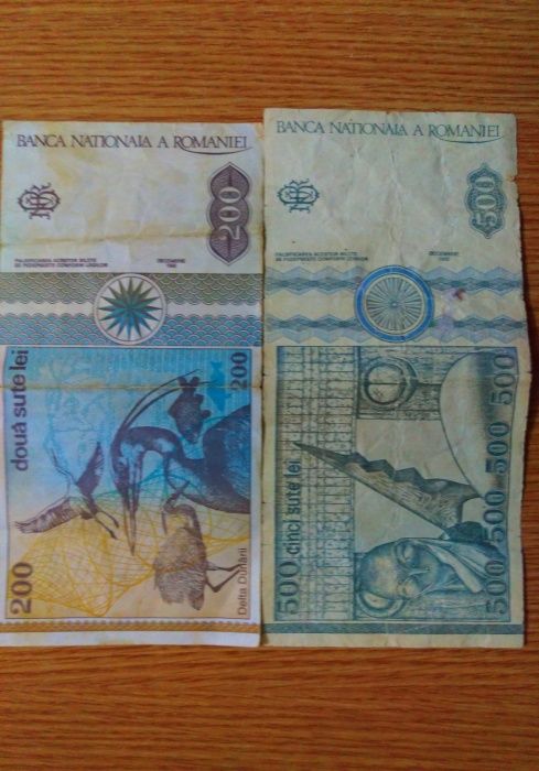 Vand-schimb bancnote vechi si aparat foto cu rolfilm , impecabil