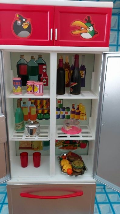 Продам кухню для кукол Барби