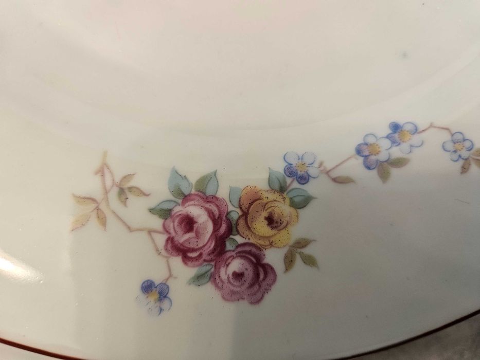 Ретро български порцеланов сервиз "Китка" 23 части – отлично състояние