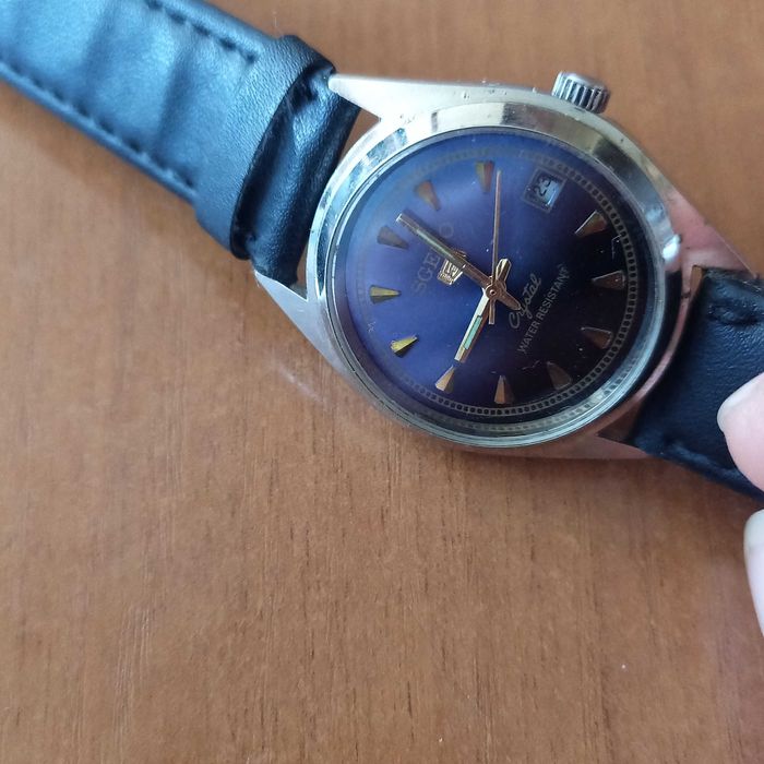 Ръчен мъжки часовник.