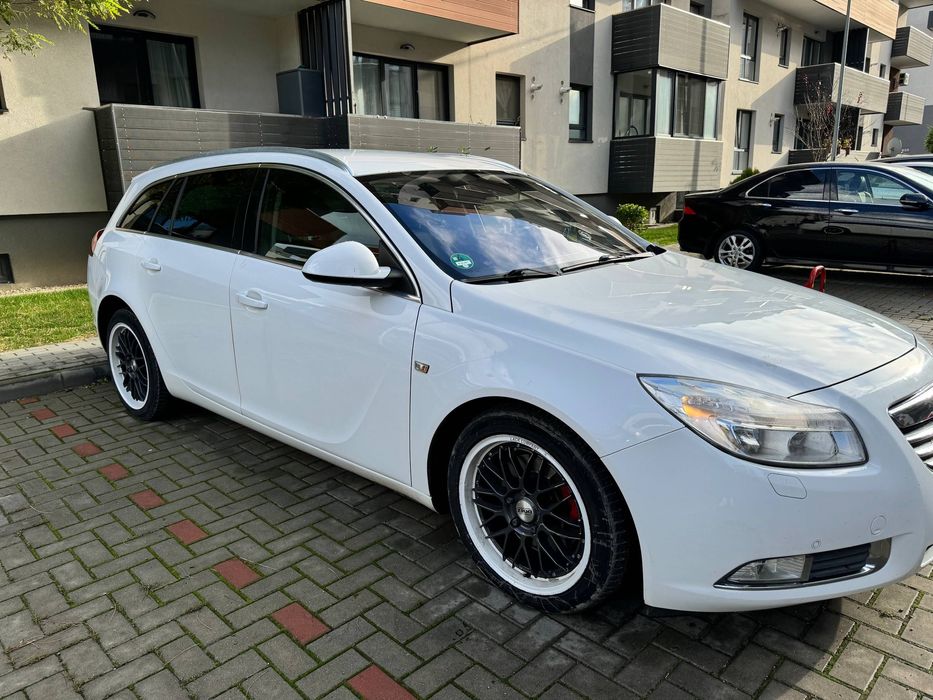 OPEL INSIGNIA sports tourer