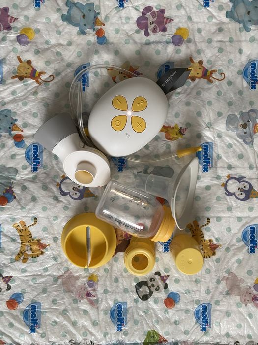 Молокоотсос Medela