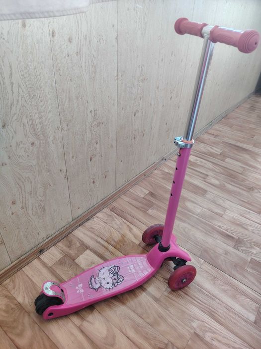 Самокат продам детский