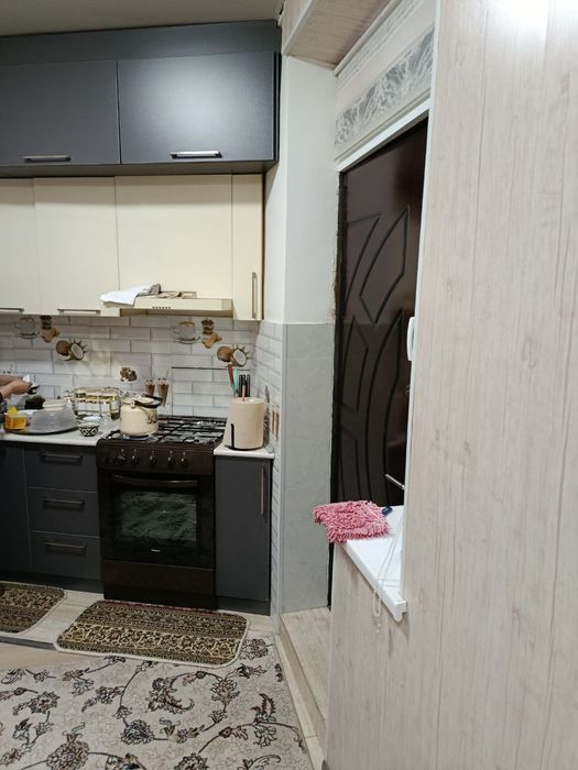 Кушбеги 4/1/5 лоджия 2х6 с выходом на улицу