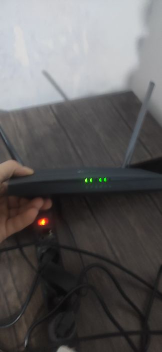 Wifi roter sotiladi  Tp link