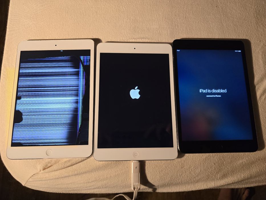 LOT IPad Mini 1 și 2 (pentru piese)