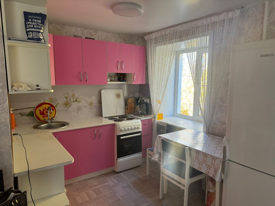 Продам квартиру на Молодёжной