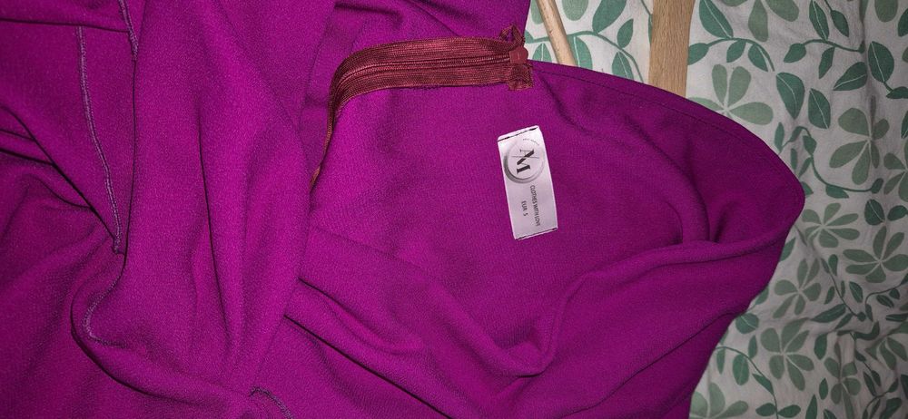 Rochie magenta Anca Mazilu, potrivita pentru masura M