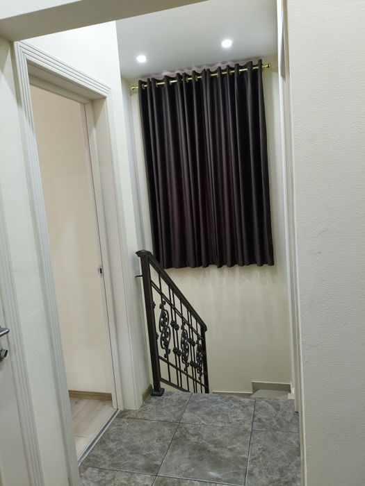 Дублекс Дом Сотилади