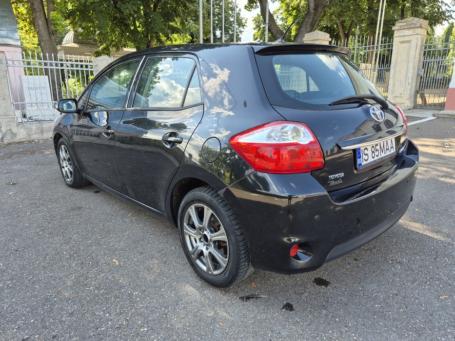 TOYOTA Auris 2010 — imagine 2