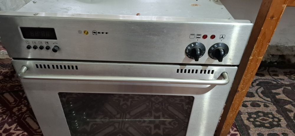 Фурна за вграждане Neff