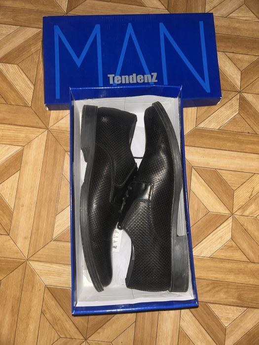 Официални обувки