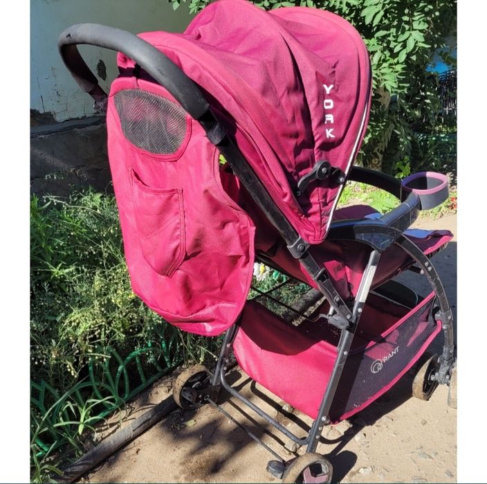 Прогулочная коляска