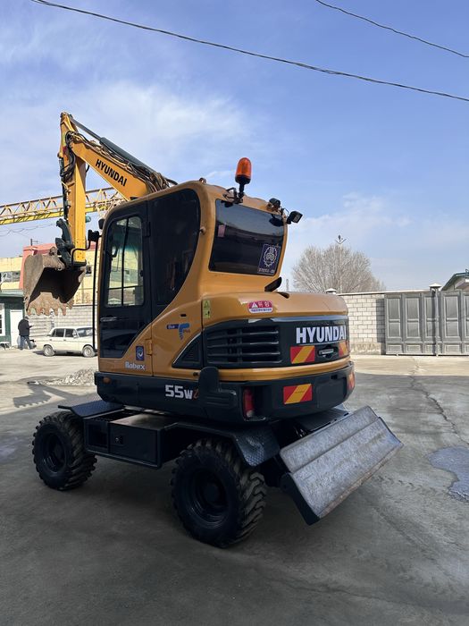 Xyundai ekiskvator sotiladi yili2014 motochast 17min xolati zoʻr