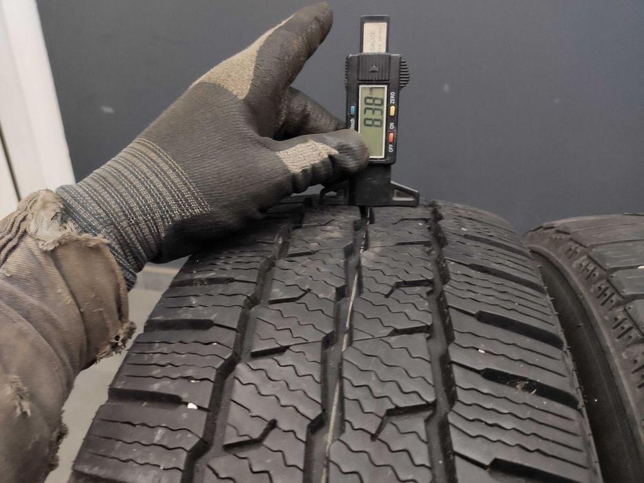 2бр Зимни Гуми 205 60 16 С - Maxxis - DOT 2021