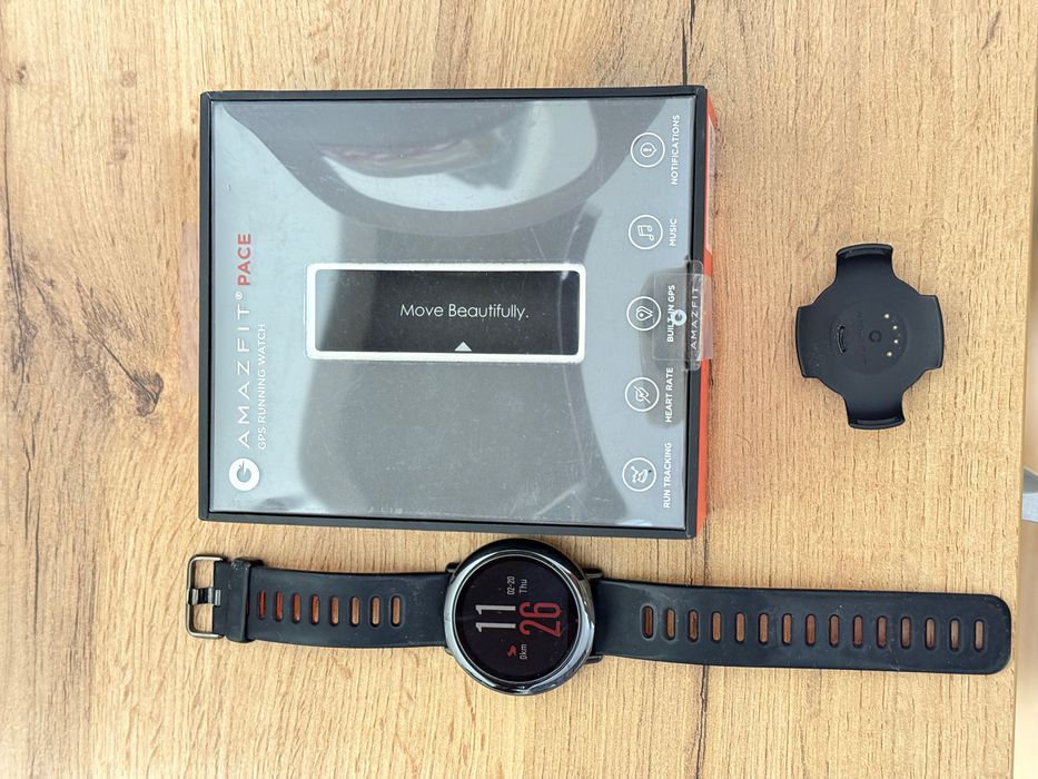 Смартчасовник amazfit pace