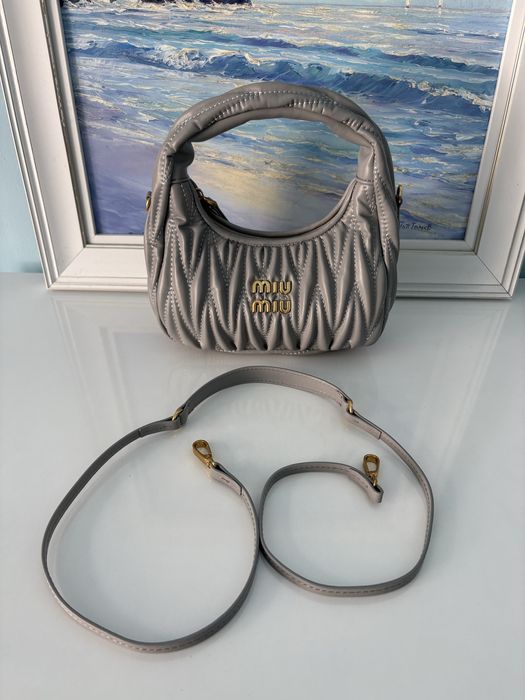 Дамска чанта – М1U М1U + подарък