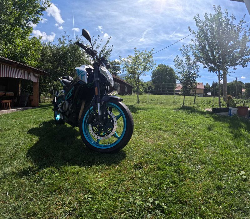 Motocicletă CFMOTO 250NK 2021