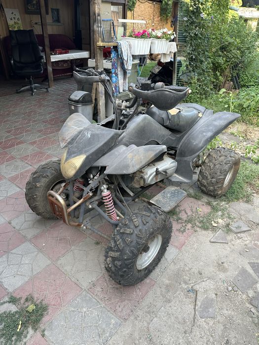 Продам квадроцикл на ходу