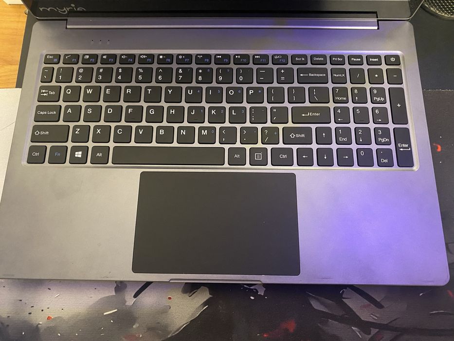 Laptop MYRIA.