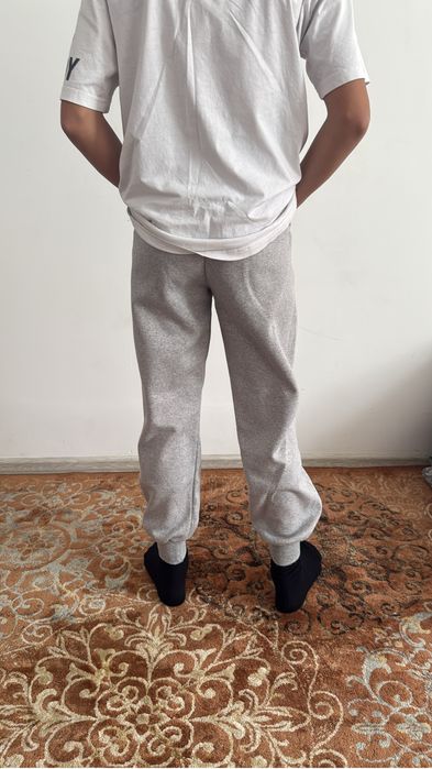 Продам трико светло серое на подростка