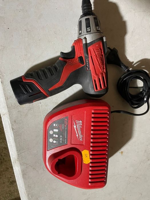 Filetanta milwaukee M12 pistol silicon