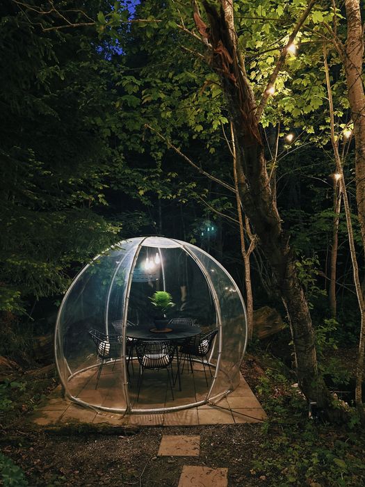 Cabană A-FRAME cu ciubar de închiriat