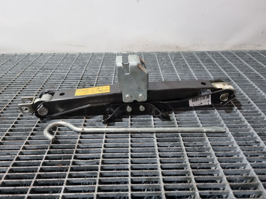 Cric Nissan Qashqai Facelift 2010 - 2013 (1571) 99550EY20A Garantie