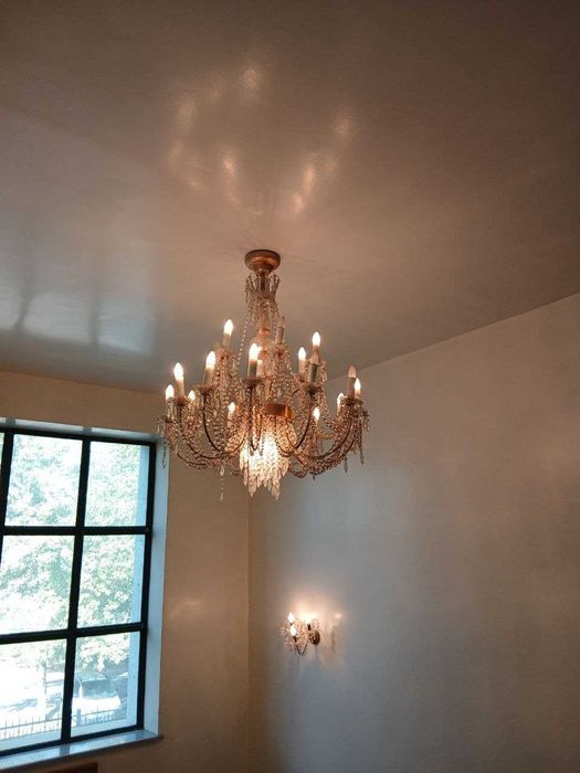 Продам срочно большую люстру и бра