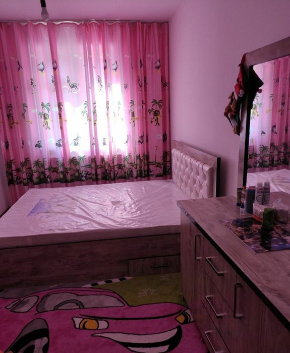 Продаю свою 3 комнатную  квартиру на бочках чарвак новострока