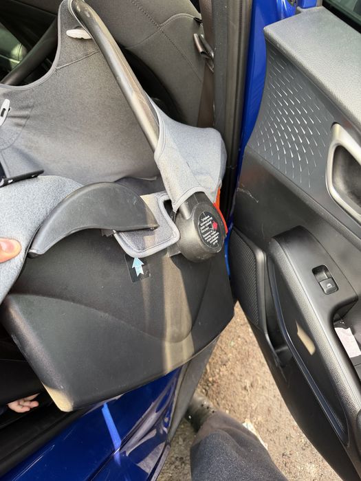 Автокресло ilovi