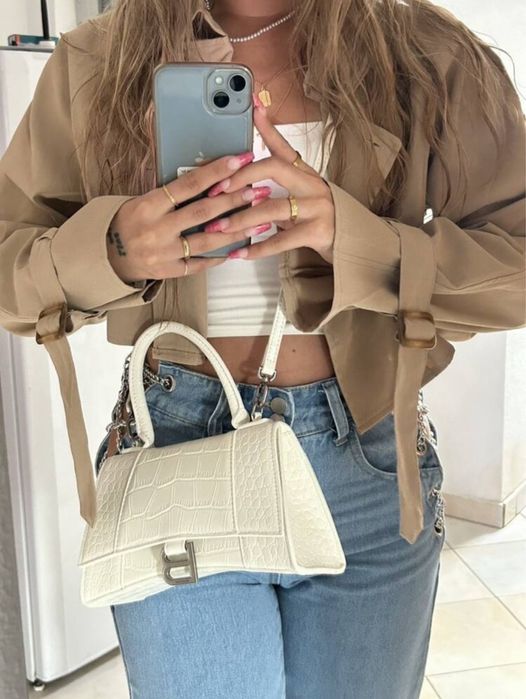 Къс тренчкот шлифер