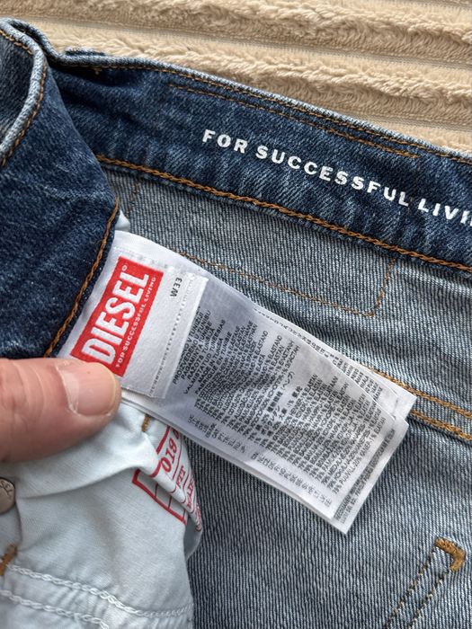 Diesel,blugi pt.bărbați,măr.M(33)