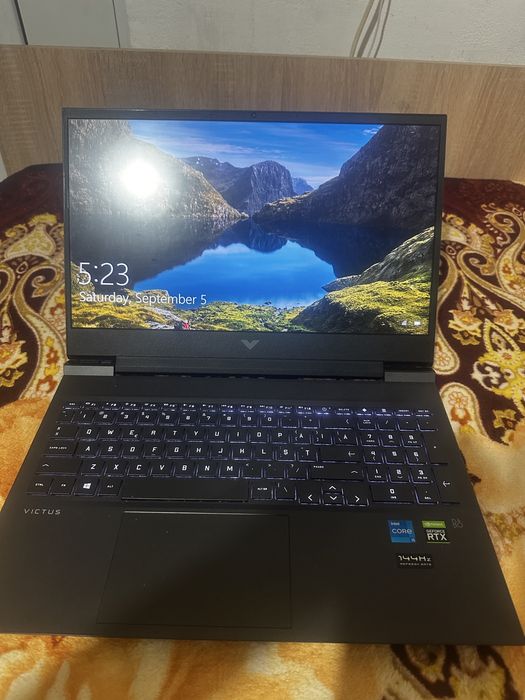 Laptop VICTUS gaming