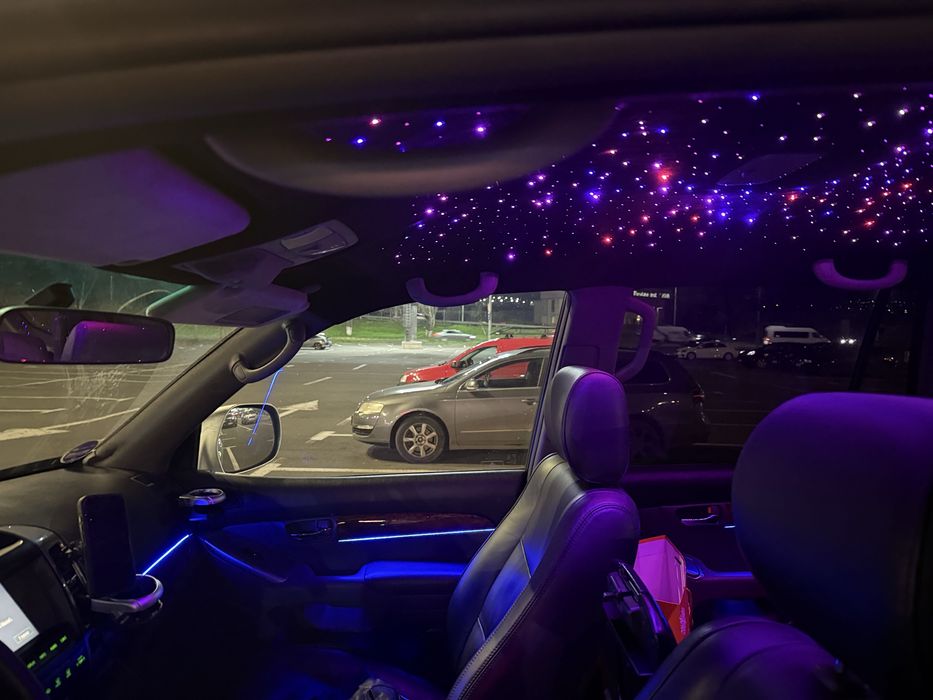 Vand Toyota Land Cruiser 4x4 foarte bine intretinut