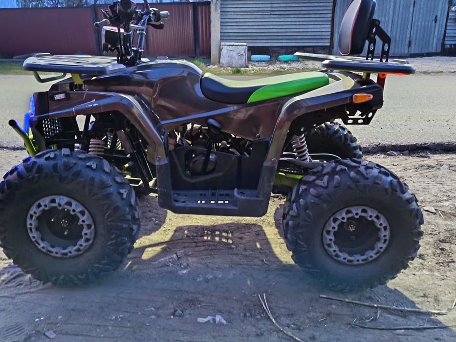 Продам квадроцикл  150 куб подростковый