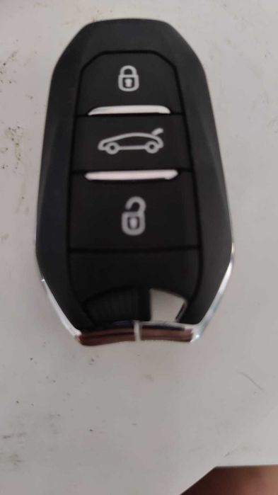 Cheie auto noua cu chip Peugeot sau Opel dupa 2019-