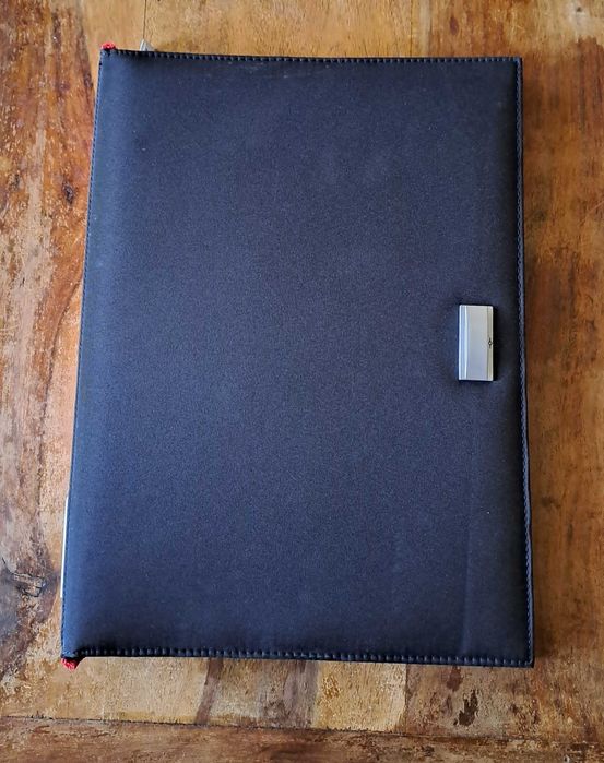 папка луксозна за документи черен червено без/с цип  Марксман Marksman