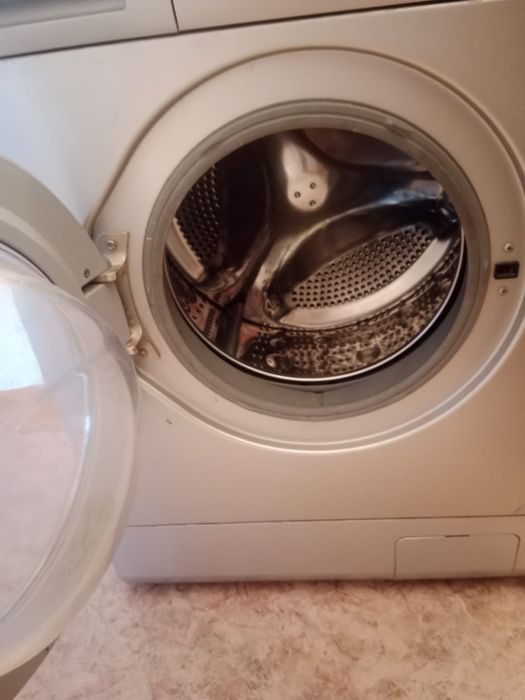 Продам стиралка.