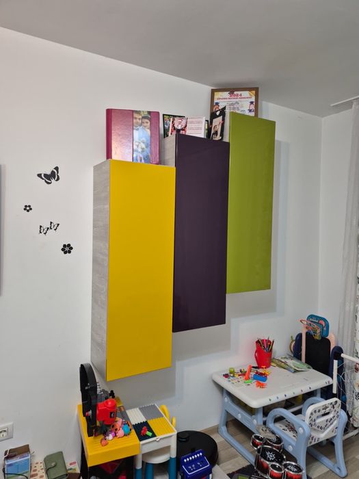 Set mobila dressing +comoda + 3x dulapuri suspendate