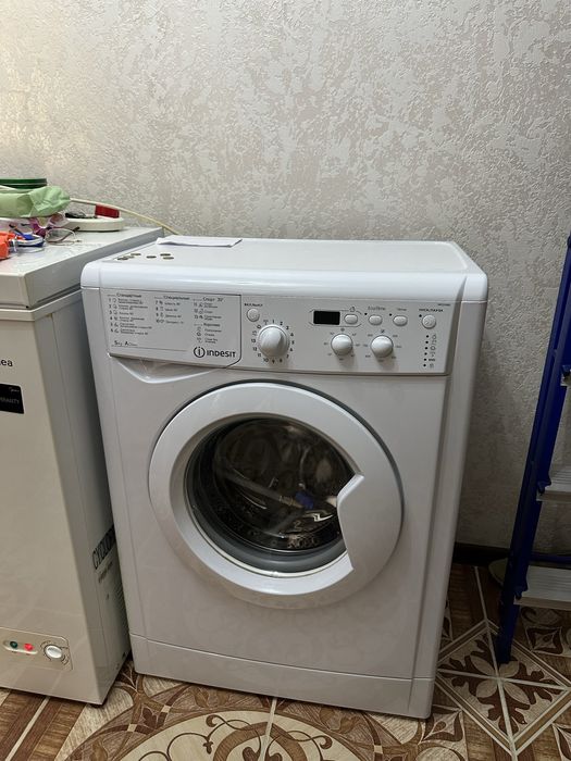 Продам стиральную машинку