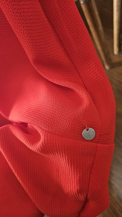 Нова ярко червена рокля Pepe Jeans размер S