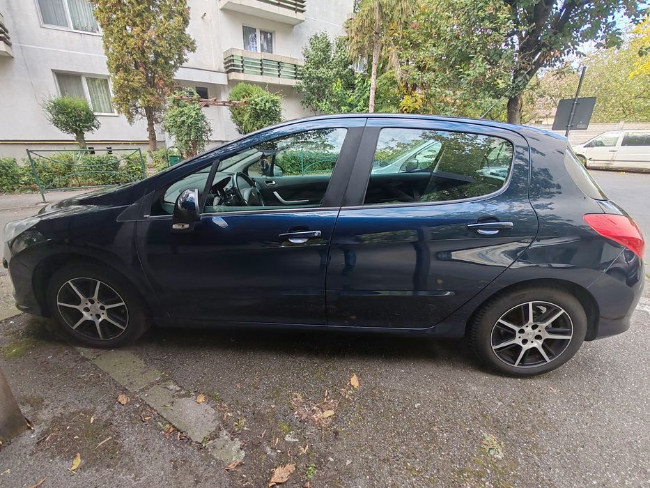 Vând Peugeot 308 "AUTOMAT"