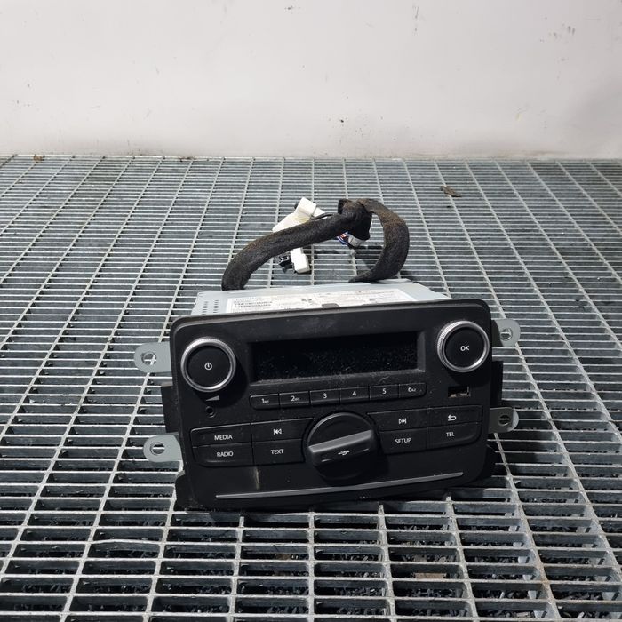 Cd player Dacia Duster II 2018 - 2021 (1473) 0150147711 Garantie