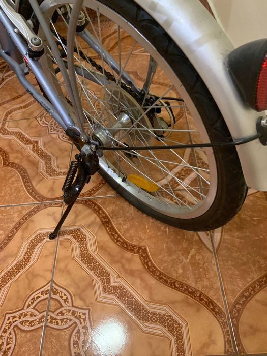 Vand bicicleta  pliabila in perfecta stare