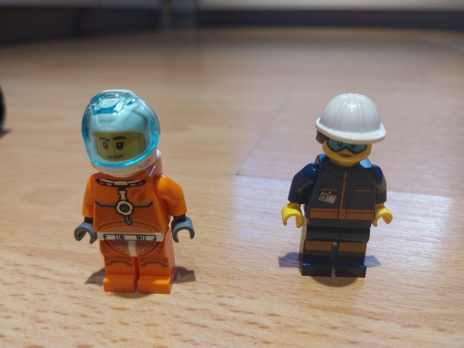 LEGO® City - Space Port - Cursa de testare pentru Rover (60225)