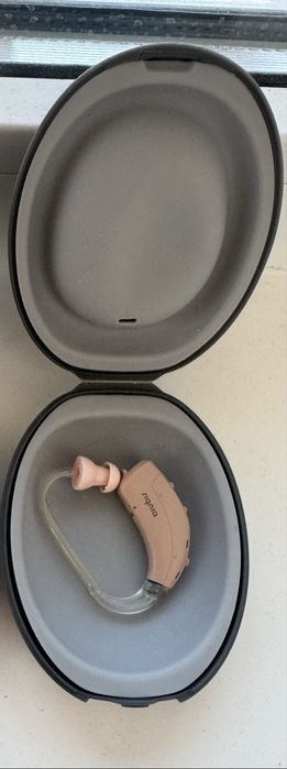 Продам слуховой аппарат