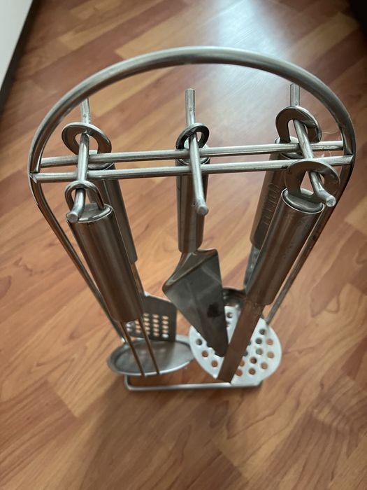 Подставка под кухонные приборы